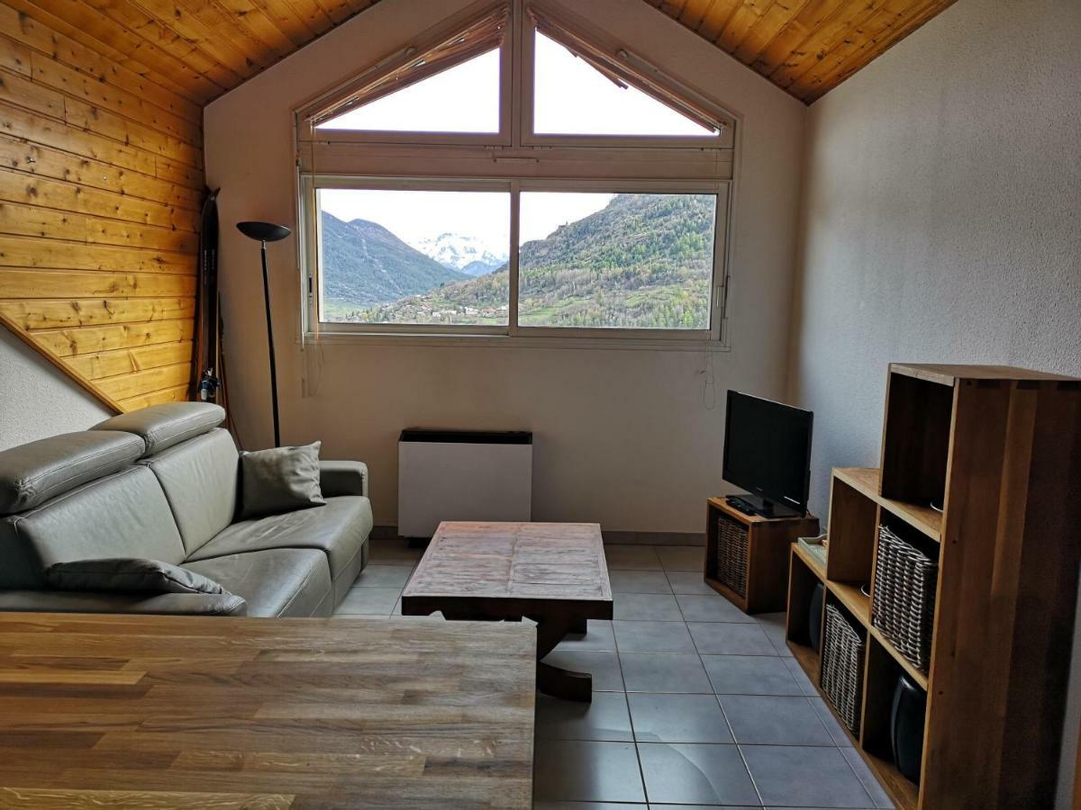 Agreable T3 Mezzanine Jusqu'A 5 Personnes Apartment Briancon  Luaran gambar